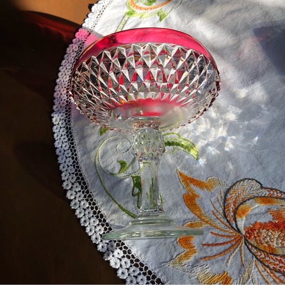 Vintage Indiana Glass Diamond Cut Pedestal Compote Dish. Ruby Flashing. 7.5"Tall - Picture 14 of 15